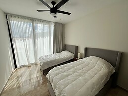 SIELA Beachfront Apartment-Ground Floor