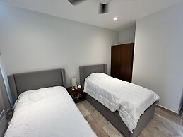 SIELA Beachfront Apartment-Ground Floor