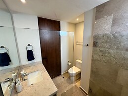 SIELA Beachfront Apartment-Ground Floor