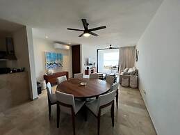 SIELA Beachfront Apartment-Ground Floor