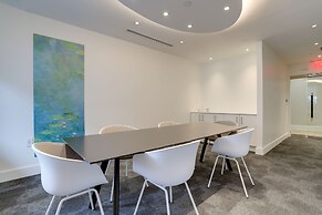 Fascinating Apt in Ballston With Gym