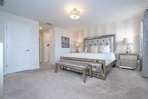 Home 6bed Themed Rooms Game Room Storey Lake