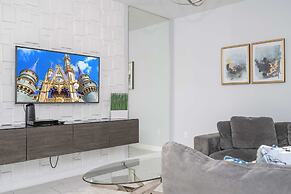 Home 6bed Themed Rooms Game Room Storey Lake