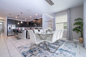 Home 6bed Themed Rooms Game Room Storey Lake