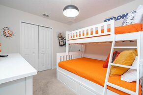 Home 6bed Themed Rooms Game Room Storey Lake