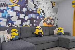 Home 6bed Themed Rooms Game Room Storey Lake