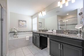 Home 6bed Themed Rooms Game Room Storey Lake