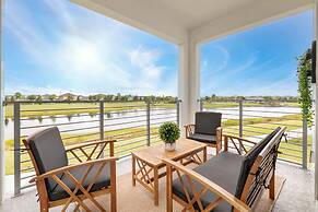 Chic 2bed Condo at Storey Lake Mickey Room