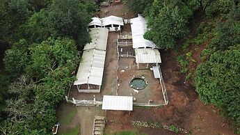 Hotel Fazenda Caledonia Inn