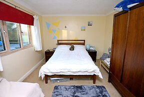 Picturesque Family Hideaway Chipping Ongar Essex