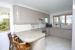 Picturesque Family Hideaway Chipping Ongar Essex