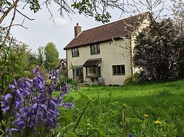 Picturesque Family Hideaway Chipping Ongar Essex