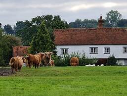 Picturesque Family Hideaway Chipping Ongar Essex