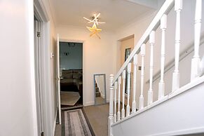 Picturesque Family Hideaway Chipping Ongar Essex
