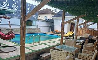 Arkplus Hotel and Suites