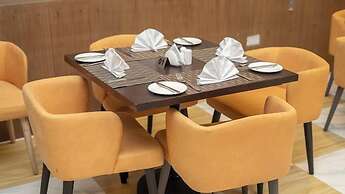 Arkplus Hotel and Suites