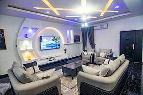 Arkplus Hotel and Suites