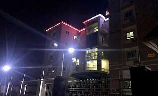 Vichi Gates Hotel