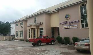 Vichi Gates Suites