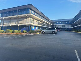 Live In Lodge Extended Stay