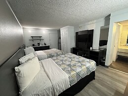 Studio 6 Phoenix, AZ - Midtown