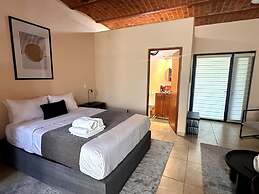 Cozy Studio Refreshing Pool