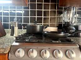 Cozy Studio Refreshing Pool