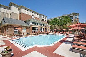 VA - Avalon - Apt 301