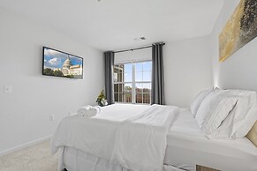 VA - Avalon - Apt 301