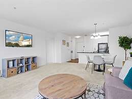 VA - Avalon - Apt 301