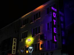 Rıfat Otel