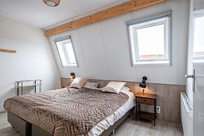 Forest Hideaway With Spa & Beach