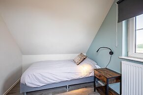 Forest Hideaway With Spa & Beach