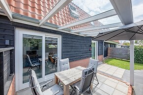 Forest Hideaway With Spa & Beach