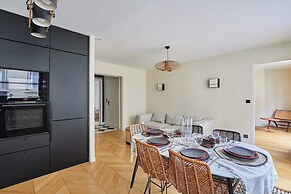 Superb Apartement Tour Eiffel Invalides