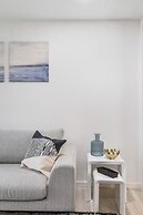 Comfortable Kirkland Home for Family & Remote Work