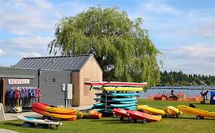 Comfortable Kirkland Home for Family & Remote Work