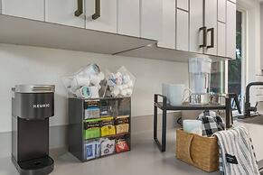 Comfortable Kirkland Home for Family & Remote Work