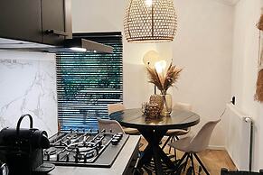 Lavish Holiday Home in Rheezerveen With Wellness