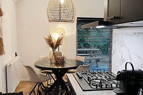 Lavish Holiday Home in Rheezerveen With Wellness