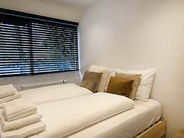 Holiday Home in Rheezerveen With Sauna & Hot Tub