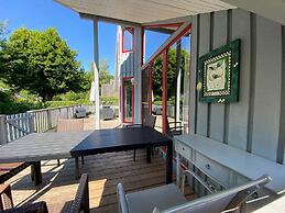 Ferienhaus mit Grosser Terrasse