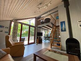 Ferienhaus mit Grosser Terrasse