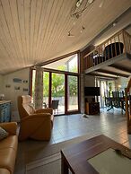 Ferienhaus mit Grosser Terrasse