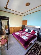 Mount View Dhanaulti Dreams