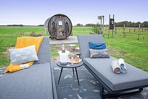 Holiday Home With Wellness Garden