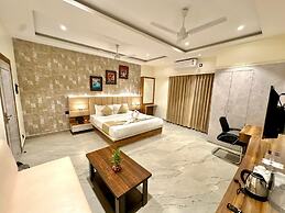 Prag Mahal Residency