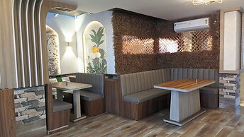 Prag Mahal Residency