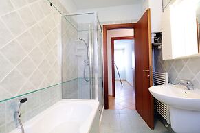 Belvilla by OYO Appartamento Rosso