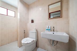 Summer Sea Phi Phi Island